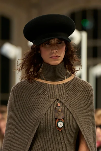Look 162